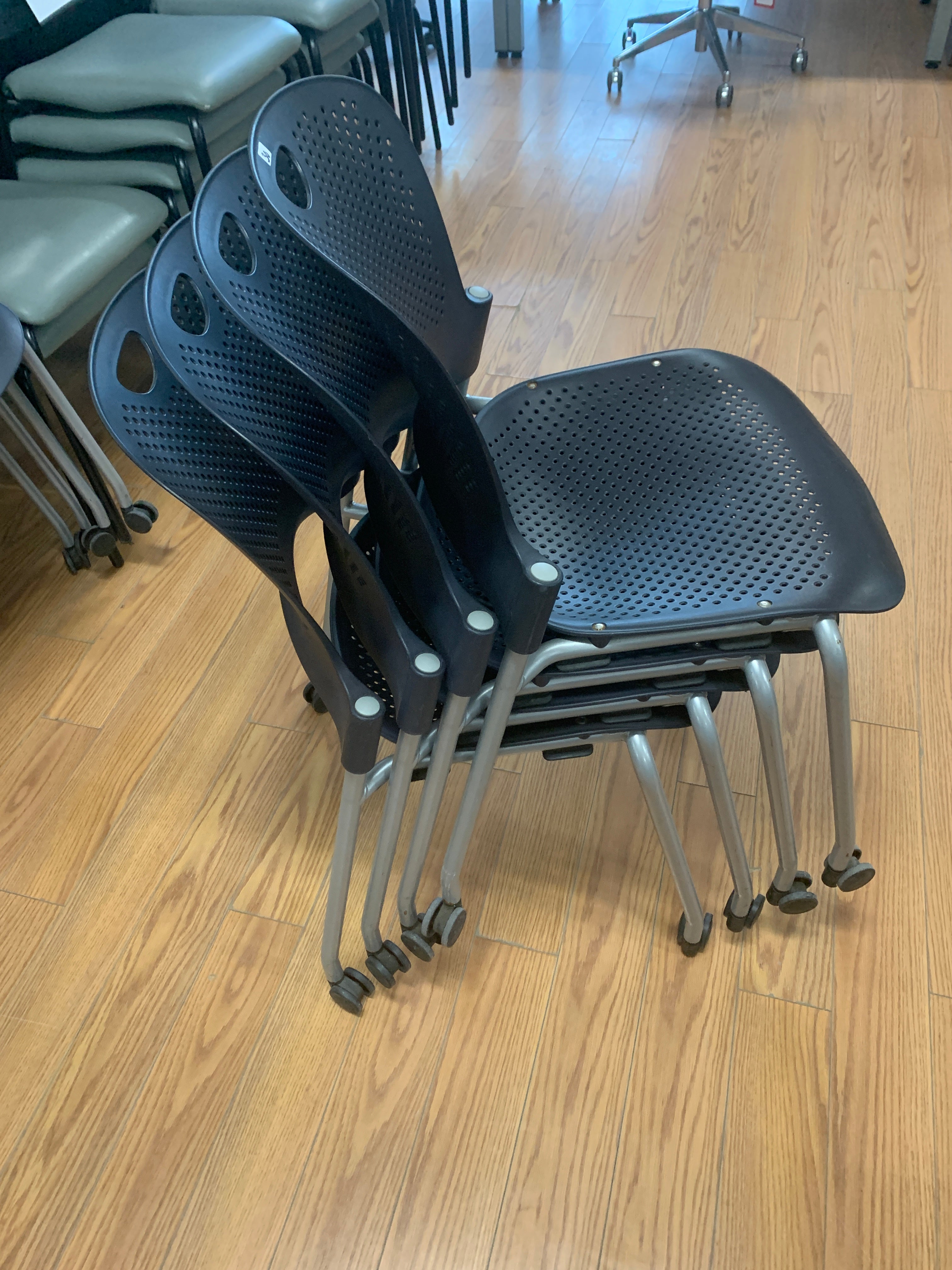 Preloved Visitor Chairs