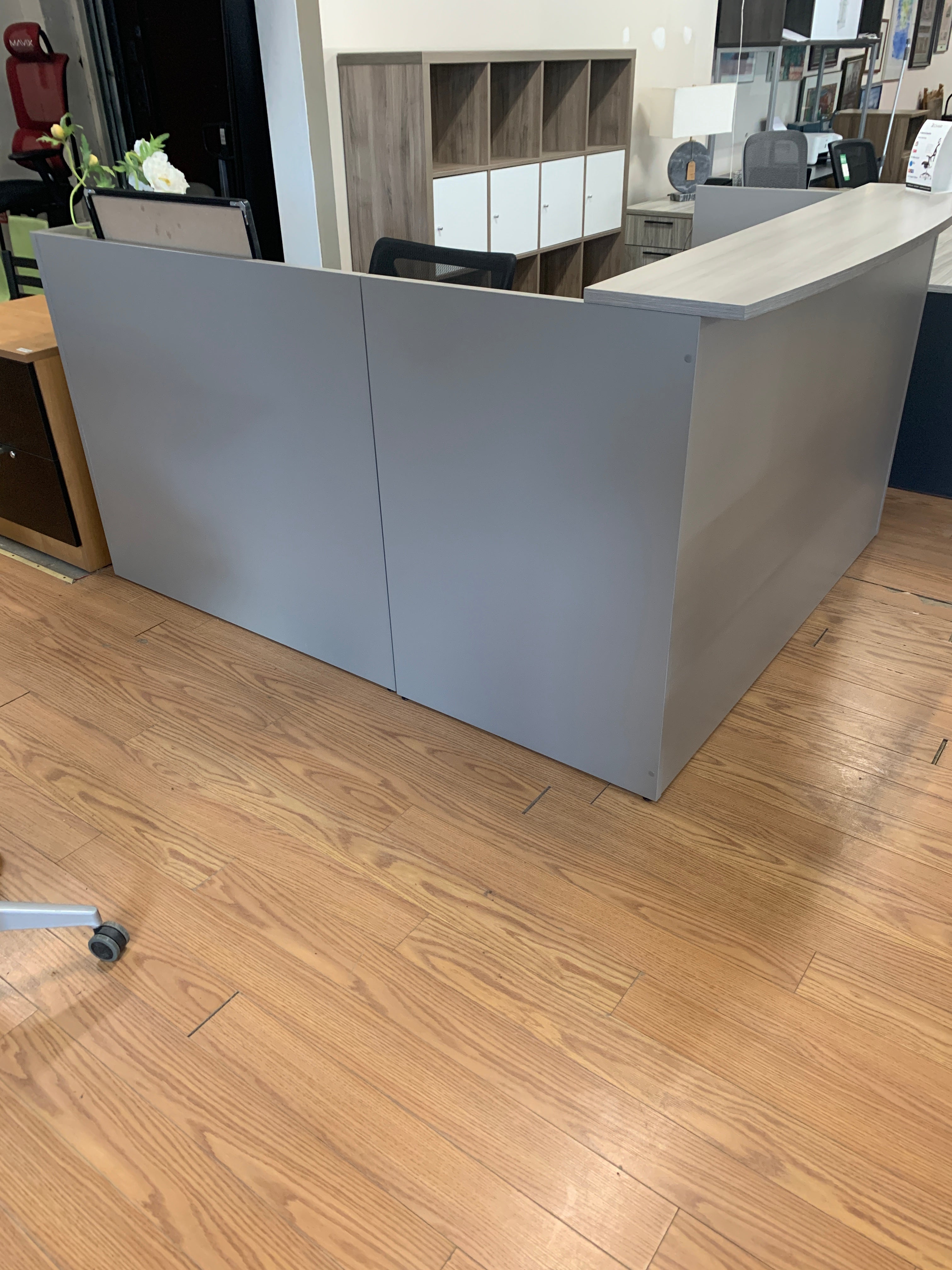 Floor Model IOF Custom Reception Desk-L Shape