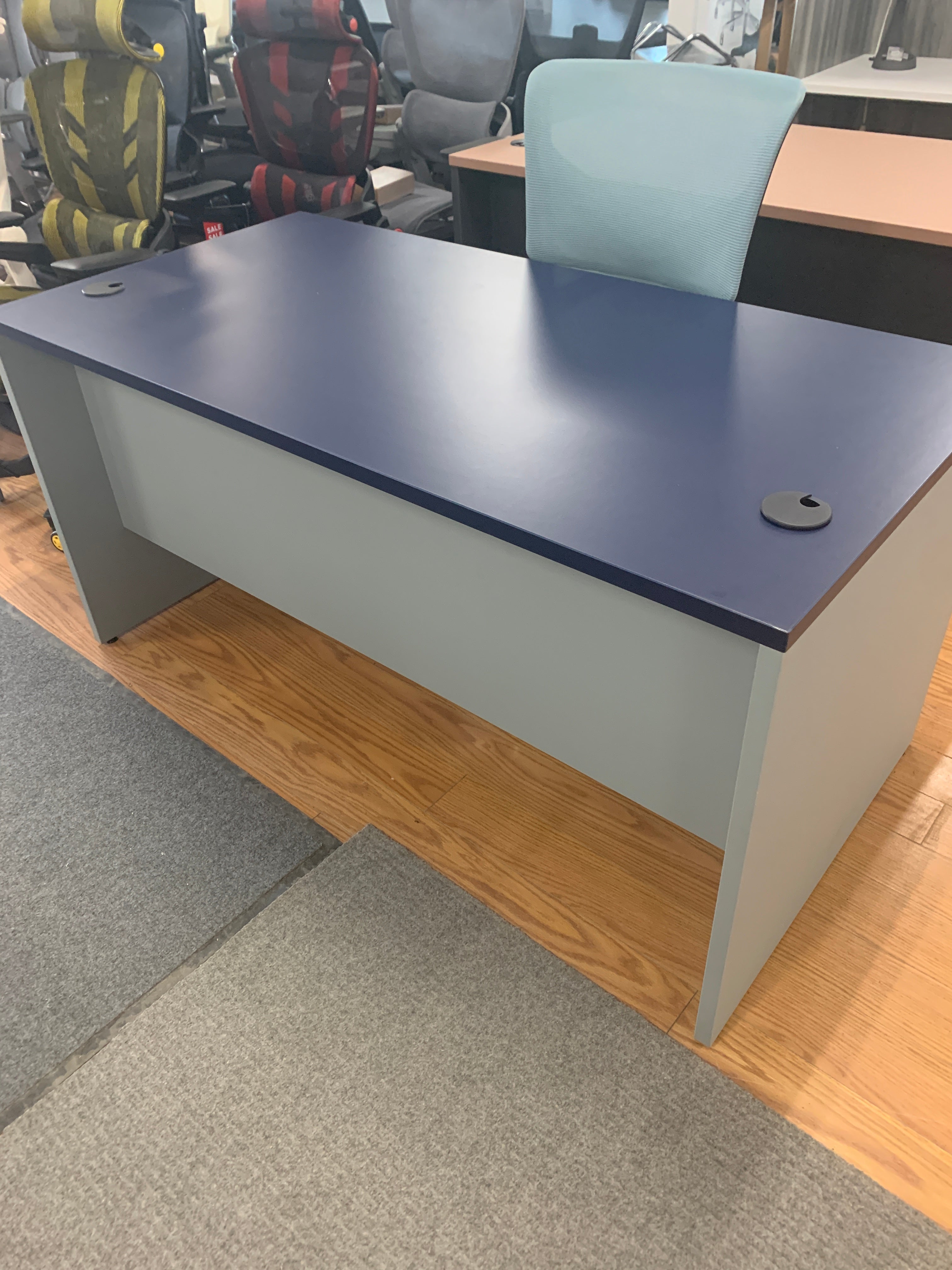 Floor Model IOF Custom Colour Desk Unit